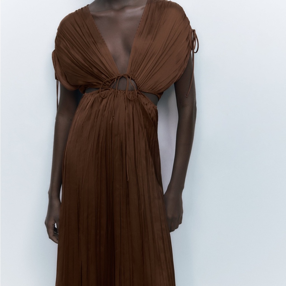 BROWN SATIN EFFECT CUT OUT PLEATED MAXI DRESS